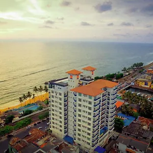 **** Hotel Global Towers & Sri Lanka